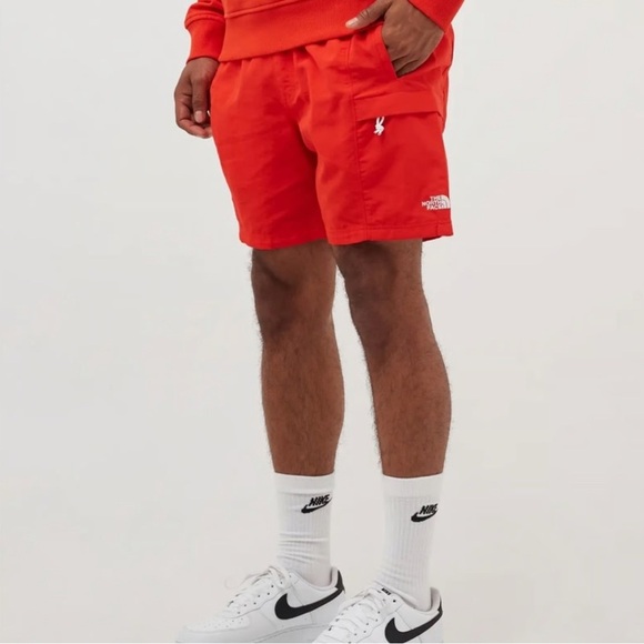 The North Face Men's Bold Red Athletic Shorts - Picture 1 of 9